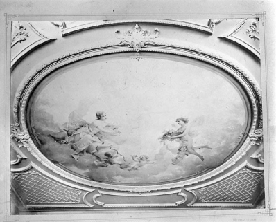 [Scène mythologique peinte au plafond du salon principal], [limite 19e siècle 20e siècle ?]. © Région Bourgogne-Franche-Comté, Inventaire du patrimoine