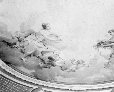 [Scène mythologique peinte au plafond du salon principal : détail de la partie gauche], [limite 19e siècle 20e siècle ?]. © Région Bourgogne-Franche-Comté, Inventaire du patrimoine