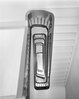 Cage d'escalier. © Région Bourgogne-Franche-Comté, Inventaire du patrimoine