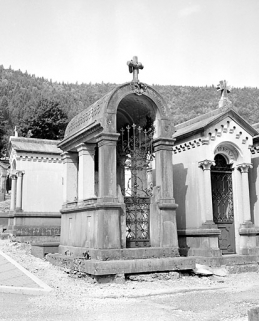 Vue d'ensemble, de trois quarts gauche. © Région Bourgogne-Franche-Comté, Inventaire du patrimoine
