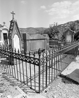 Vue d'ensemble, de trois quarts gauche. © Région Bourgogne-Franche-Comté, Inventaire du patrimoine Vue d'ensemble, de trois quarts gauche. © Région Bourgogne-Franche-Comté, Inventaire du patrimoine