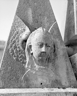 Tête de l'ange de gauche. © Région Bourgogne-Franche-Comté, Inventaire du patrimoine