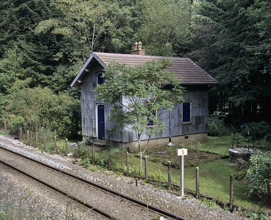Façades antérieure et latérale droite. © Région Bourgogne-Franche-Comté, Inventaire du patrimoine