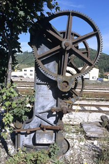 Arbre vertical et système de treuil. © Région Bourgogne-Franche-Comté, Inventaire du patrimoine