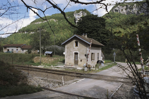 Façades antérieure et latérale droite. © Région Bourgogne-Franche-Comté, Inventaire du patrimoine