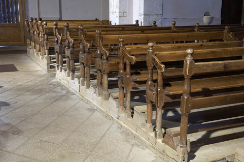 Vue rapprochée des bancs de la nef. © Région Bourgogne-Franche-Comté, Inventaire du patrimoine
