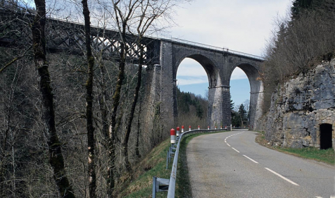 Vue d'ensemble, depuis le sud-est. © Région Bourgogne-Franche-Comté, Inventaire du patrimoine