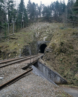 Pont et tunnel, côté Andelot-en-Montagne. © Région Bourgogne-Franche-Comté, Inventaire du patrimoine