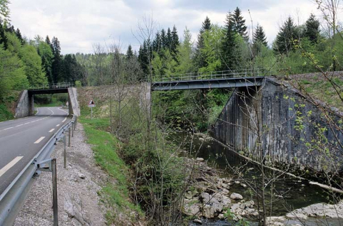 Vue d'ensemble, depuis le côté La Cluse. © Région Bourgogne-Franche-Comté, Inventaire du patrimoine