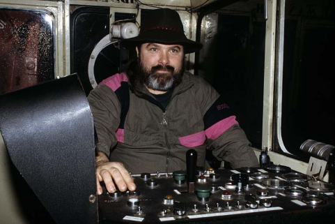 Poste de conduite et mécanicien (conducteur). © Région Bourgogne-Franche-Comté, Inventaire du patrimoine Poste de conduite et mécanicien (conducteur). © Région Bourgogne-Franche-Comté, Inventaire du patrimoine