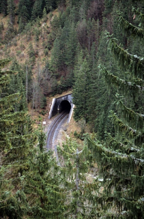 Vue d'ensemble plongeante sur la tête côté La Cluse. © Région Bourgogne-Franche-Comté, Inventaire du patrimoine