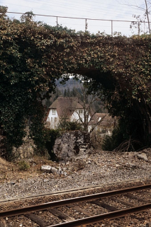 Pont du tacot : arche en plein-cintre. © Région Bourgogne-Franche-Comté, Inventaire du patrimoine