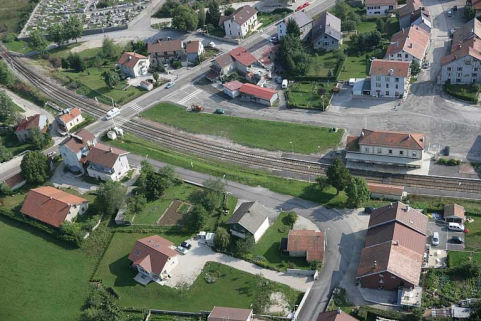 Vue aérienne, depuis l'ouest. © Région Bourgogne-Franche-Comté, Inventaire du patrimoine