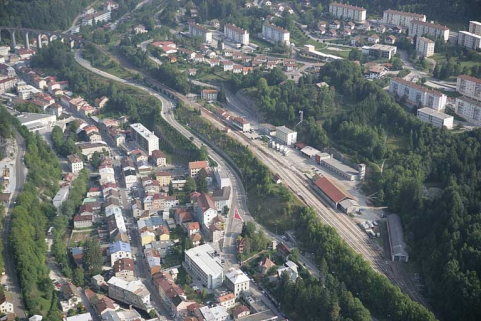 Vue aérienne, depuis le sud. © Région Bourgogne-Franche-Comté, Inventaire du patrimoine Vue aérienne, depuis le sud. © Région Bourgogne-Franche-Comté, Inventaire du patrimoine