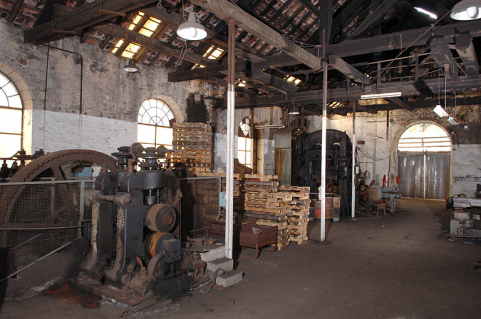 Vue d'ensemble, depuis le sud, de la forge du Bas. © Région Bourgogne-Franche-Comté, Inventaire du patrimoine Vue d'ensemble, depuis le sud, de la forge du Bas. © Région Bourgogne-Franche-Comté, Inventaire du patrimoine