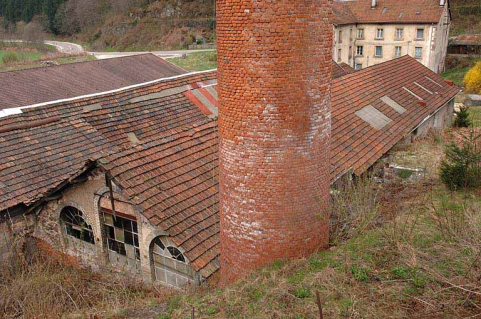 Vue sur les toitures des ateliers de fabrication. © Région Bourgogne-Franche-Comté, Inventaire du patrimoine Vue sur les toitures des ateliers de fabrication. © Région Bourgogne-Franche-Comté, Inventaire du patrimoine