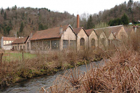 Vue des ateliers depuis le sud. © Région Bourgogne-Franche-Comté, Inventaire du patrimoine Vue des ateliers depuis le sud. © Région Bourgogne-Franche-Comté, Inventaire du patrimoine