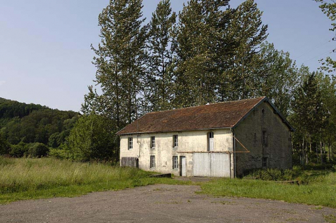 Vue de trois quarts droite. © Région Bourgogne-Franche-Comté, Inventaire du patrimoine