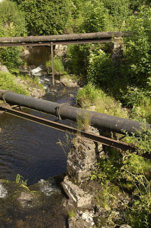 Conduites forcées enjambant le Breuchin. © Région Bourgogne-Franche-Comté, Inventaire du patrimoine