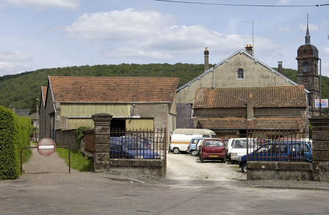 Atelier de fabrication et logement depuis l'ouest. © Région Bourgogne-Franche-Comté, Inventaire du patrimoine