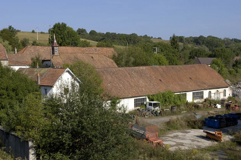 Vue d'ensemble depuis le sud-est. © Région Bourgogne-Franche-Comté, Inventaire du patrimoine