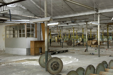 Cabine située à l'entrée de la salle de tissage. © Région Bourgogne-Franche-Comté, Inventaire du patrimoine