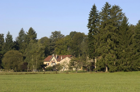 Vue d'ensemble depuis le sud. © Région Bourgogne-Franche-Comté, Inventaire du patrimoine