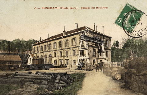 Ronchamp (Haute-Saône) - Bureaux des Houillères. © Région Bourgogne-Franche-Comté, Inventaire du patrimoine Ronchamp (Haute-Saône) - Bureaux des Houillères. © Région Bourgogne-Franche-Comté, Inventaire du patrimoine