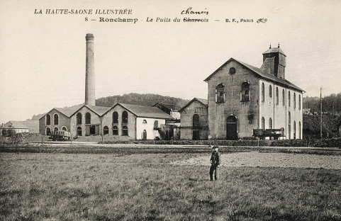 La Haute-Saône illustrée. 8. Ronchamp - Le puits du Charrois. © Région Bourgogne-Franche-Comté, Inventaire du patrimoine La Haute-Saône illustrée. 8. Ronchamp - Le puits du Charrois. © Région Bourgogne-Franche-Comté, Inventaire du patrimoine
