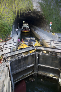 Eclusage : arrivée des bateaux. © Région Bourgogne-Franche-Comté, Inventaire du patrimoine Eclusage : arrivée des bateaux. © Région Bourgogne-Franche-Comté, Inventaire du patrimoine