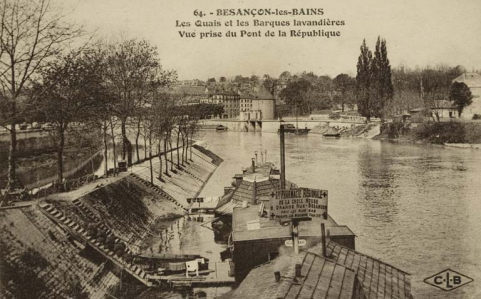 Besançon-les-Bains. Les Quais et les Barques lavandières. Vue prise du Pont de la République, 1ère moitié 20e siècle. © Région Bourgogne-Franche-Comté, Inventaire du patrimoine