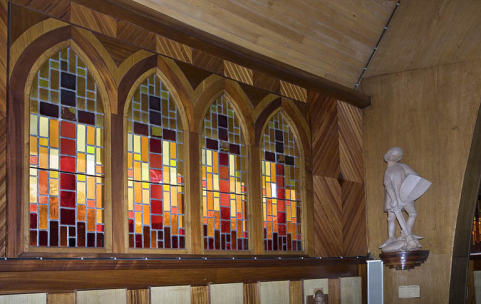 Vitraux latéraux. © Région Bourgogne-Franche-Comté, Inventaire du patrimoine