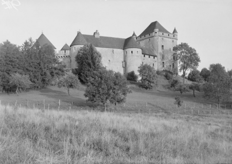 Façade ouest : vue d'ensemble. © Région Bourgogne-Franche-Comté, Inventaire du patrimoine