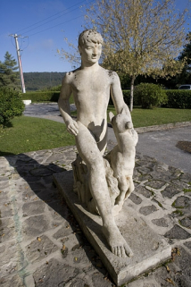 Sculpture : face. © Région Bourgogne-Franche-Comté, Inventaire du patrimoine