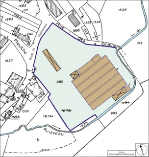 Plan-masse et de situation. Extrait du plan cadastral numérisé, 2005, section A, 1:1250 agrandi à 1:1000. © Région Bourgogne-Franche-Comté, Inventaire du patrimoine