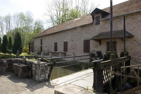 Logement (rive gauche) depuis l'est. © Région Bourgogne-Franche-Comté, Inventaire du patrimoine