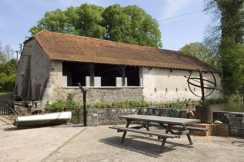 Entrepôt industriel. © Région Bourgogne-Franche-Comté, Inventaire du patrimoine