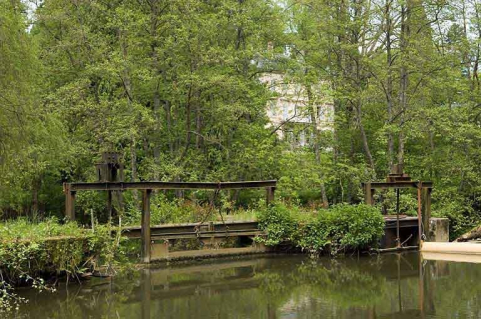Vannage sur le bief d'amenée. © Région Bourgogne-Franche-Comté, Inventaire du patrimoine