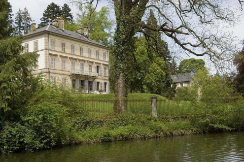 Le parc de la demeure patronale vu depuis le sud. © Région Bourgogne-Franche-Comté, Inventaire du patrimoine