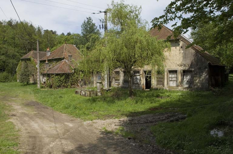 Façades antérieures depuis le sud. © Région Bourgogne-Franche-Comté, Inventaire du patrimoine