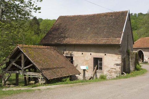 Le moulin à huile et le moulin à farine vus depuis l'est. © Région Bourgogne-Franche-Comté, Inventaire du patrimoine