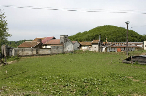 Vue d'ensemble depuis le sud-est. © Région Bourgogne-Franche-Comté, Inventaire du patrimoine