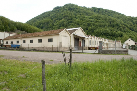 Vue de trois quarts de l'atelier de fabrication. © Région Bourgogne-Franche-Comté, Inventaire du patrimoine