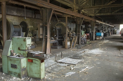 Atelier de fabrication primitif. Atelier de taillage. Vue depuis l'ouest. © Région Bourgogne-Franche-Comté, Inventaire du patrimoine