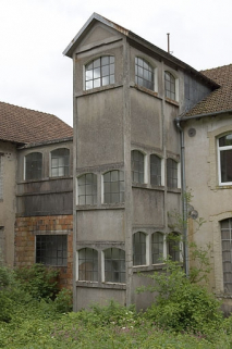 Monte-charge de la réception. © Région Bourgogne-Franche-Comté, Inventaire du patrimoine