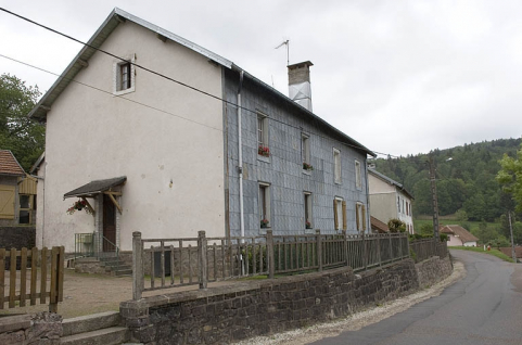 Logements ouvriers collectifs (rue de la Croisette). © Région Bourgogne-Franche-Comté, Inventaire du patrimoine