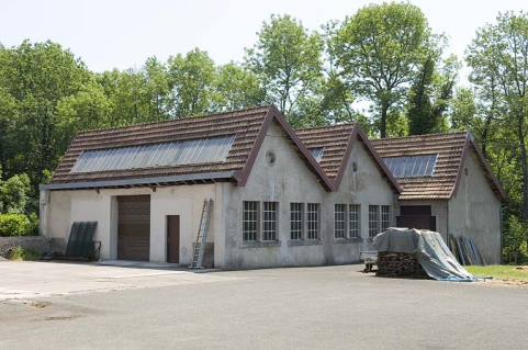 Vue de trois quarts de l'atelier de fabrication. © Région Bourgogne-Franche-Comté, Inventaire du patrimoine
