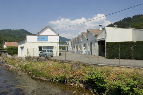 Bureaux et atelier de fabrication depuis le sud. © Région Bourgogne-Franche-Comté, Inventaire du patrimoine