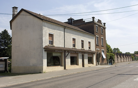 Vue d'ensemble depuis l'ouest. © Région Bourgogne-Franche-Comté, Inventaire du patrimoine