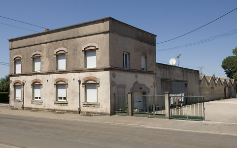 Bâtiment des bureaux et du logement. © Région Bourgogne-Franche-Comté, Inventaire du patrimoine